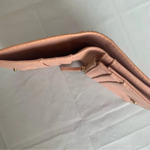 π΄ Retro-Style Pink Wallet with Palm Tree - Keep Your Essentials in Style! π΄ - Picture 5 of 10